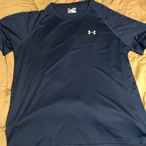 Under Armour t-shirt